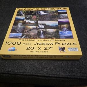 Photograph of The Great Smoky Mountains Jigsaw Puzzle - 1000 Pieces (EUC)